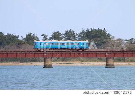 京都丹後鐵道宮井線由良川橋KTR800型 京都丹後鐵道宮井線由良川橋KTR800型 88642172