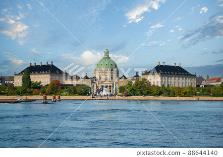 View of the Marble Frederiks Church in Amalienborg Palace on the banks of the canal. Copenhagen, Denmark View of the Marble Frederiks Church in Amalienborg Palace on the banks of the canal. Copenhagen, Denmark 88644140