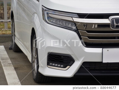Car image Honda 5th generation Step WGN front mask Car image Honda 5th generation Step WGN front mask 88644677