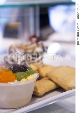 Typical Spanish food called tapa 88649492