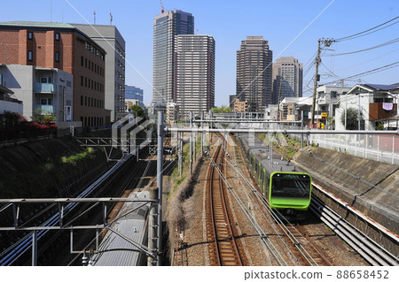 4月品川459山手線內環/白金參道橋 4月品川459山手線內環/白金參道橋 88658452