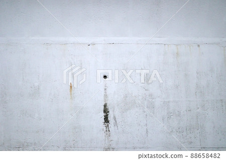 Concrete wall 88658482