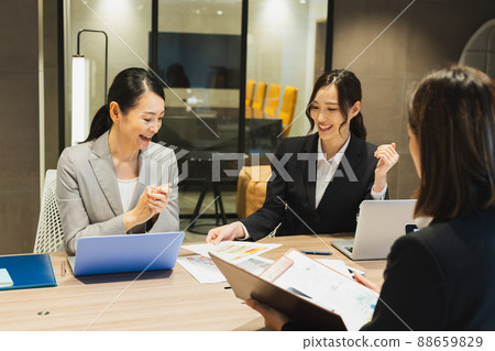  企業形象 88659829