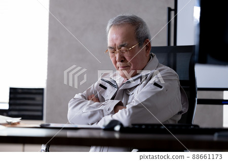 Image of the president of a small and medium-sized enterprise 88661173