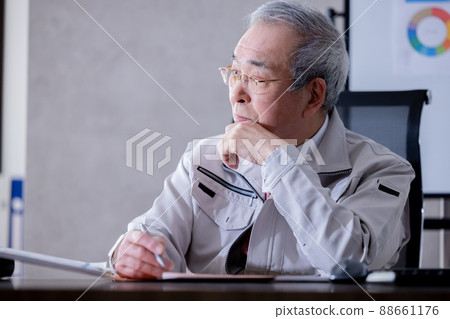 中小企業總裁形象 中小企業總裁形象 88661176