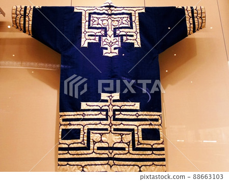 阿伊努民族服飾 阿伊努民族服飾 88663103