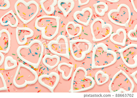 sweet meringue kiss cookies of heart shapes 88663702