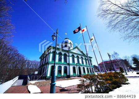 Former Hokkaido Colonization Commission Building 88664419
