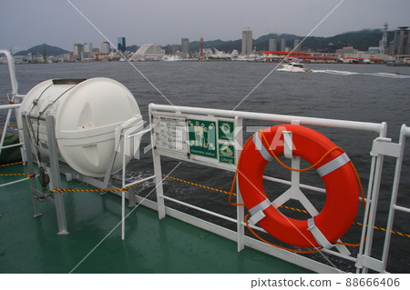 船甲板/救生筏（life raft）和救生圈 88666406