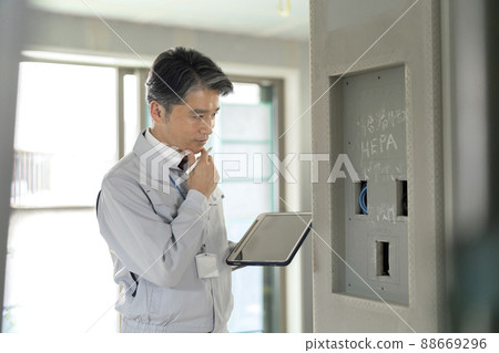 房屋建築管理電氣工作形象 88669296