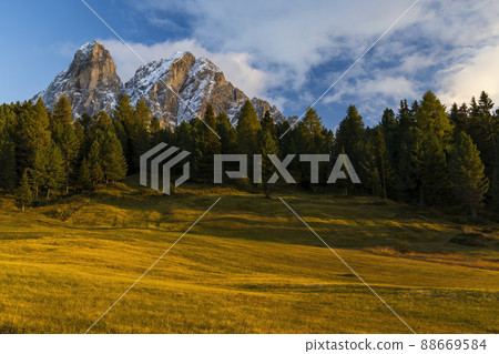 Beautiful landscape of Italian dolomites near Santa Magdalena Beautiful landscape of Italian dolomites near Santa Magdalena 88669584