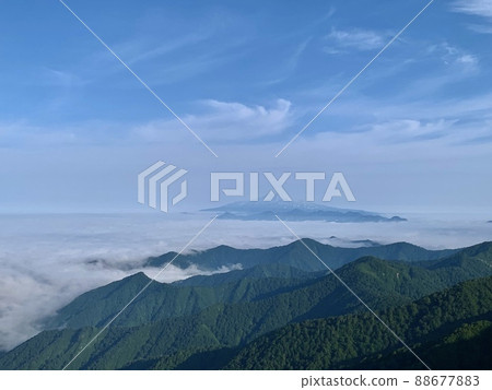 從神室山和鳥海山看到的雲海 從神室山和鳥海山看到的雲海 88677883