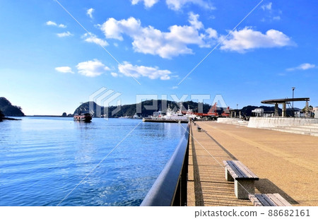 Shimoda Port and Inubashiri Island Madogahama Kaiyu Park 88682161