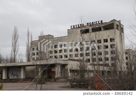 Chernobyl ruins 88689142