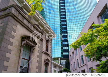 舊新橋站鐵道歷史陳列室和汐留市中心（東京都港區東新橋） 88689232