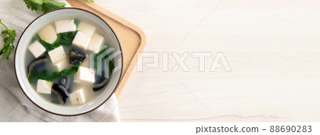 皮蛋豆腐湯 台灣 小吃 湯 特寫 century egg tofu soup ピータンとうふスープ 88690283