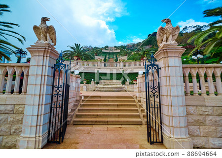 Bahai Gardens in Israel. The most beautiful garden in the world 88694664