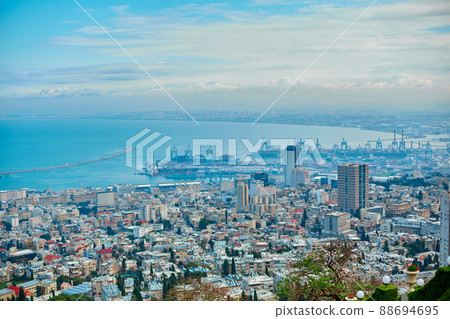 Baha'i Gardens, also the Terraces of the Baha'i Faith, the Hanging Gardens of Haifa 88694695