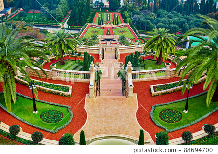 Baha'i Gardens, also the Terraces of the Baha'i Faith, the Hanging Gardens of Haifa 88694700
