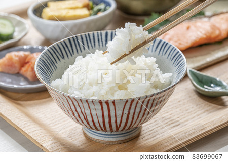 健康早餐的烤三文魚套餐圖像 健康早餐的烤三文魚套餐圖像 88699067