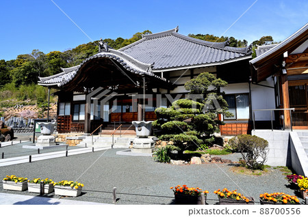 Lonely temple main hall Lonely temple main hall 88700556