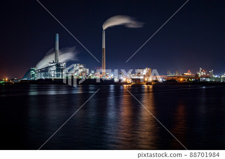 Time-lapse shot of the night view of the Shunan Factory from Mt. Taikazan Time-lapse shot of the night view of the Shunan Factory from Mt. Taikazan 88701984