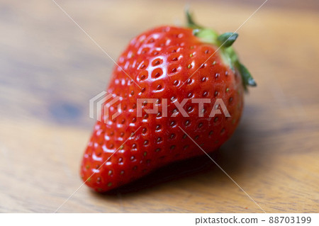 草莓草莓 草莓草莓 88703199