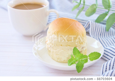 Maritozzo Maritozzo 88703604