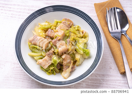 味噌炒五花肉捲心菜 88706941