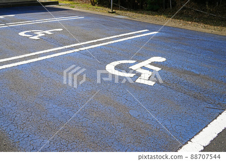 停車場的白線 停車場的白線 88707544
