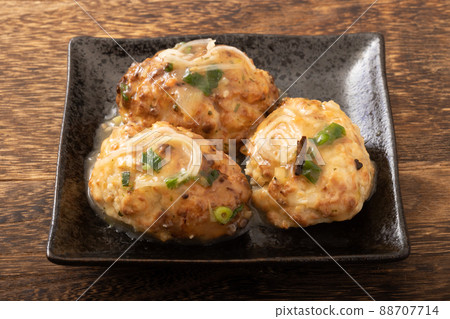 Green onion salted chicken meatball (with cartilage) 88707714
