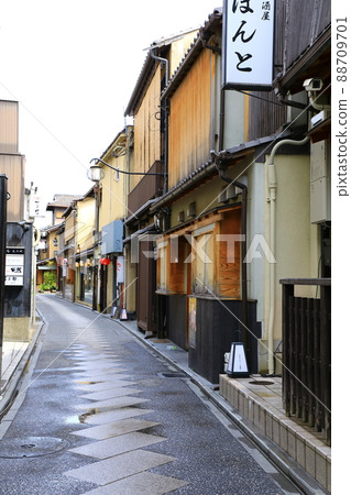 Kyoto Pontocho townscape 88709701