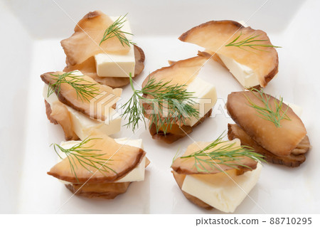 Iburi-gakko and cheese 88710295