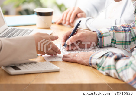 Senior couple end of life, no face at hand 88710856