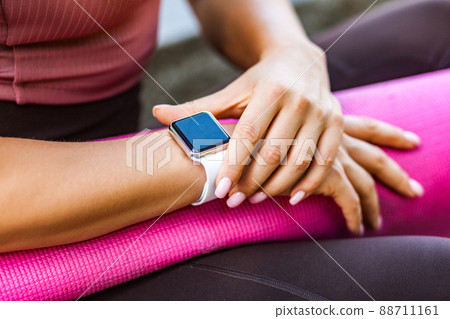 6,100+ Pink Yoga Mat Stock Photos, Pictures & Royalty-Free Images - iStock