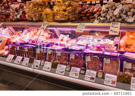 Italian food salami Florence central market 88711861