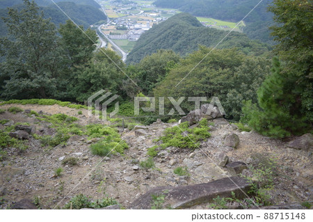 觀城山城的來輪和石垣 88715148