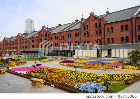 April Yokohama 657 Flower Garden 2022 / Red Brick Warehouse April Yokohama 657 Flower Garden 2022 / Red Brick Warehouse 88718060