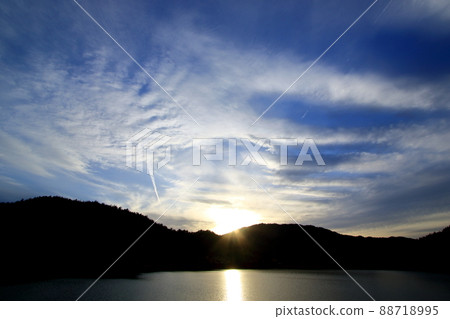 Kurose dam at dusk 88718995