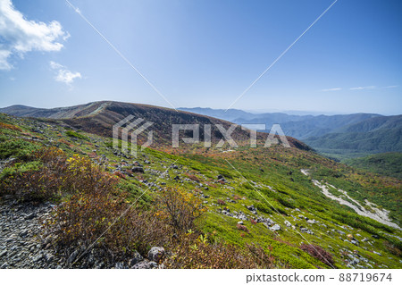 那須山 (Mt. Chausu) 山的紅葉 那須山 (Mt. Chausu) 山的紅葉 88719674