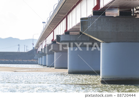 Pier of the bridge 88720444