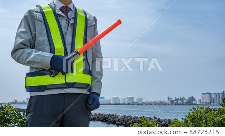 Sea and industrial area │ Construction industry, security guards, guard man image Sea and industrial area │ Construction industry, security guards, guard man image 88723215
