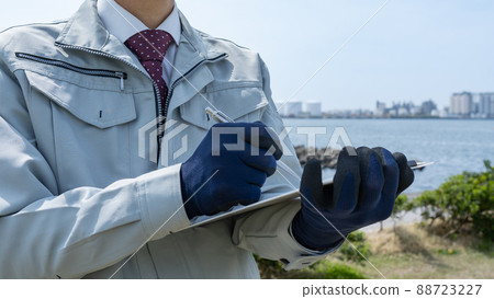 Sea and industrial zone │ Image of manufacturing, plant, and construction industry. 88723227