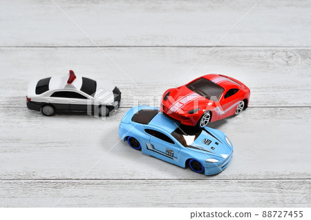 Image of traffic accident Image of traffic accident 88727455