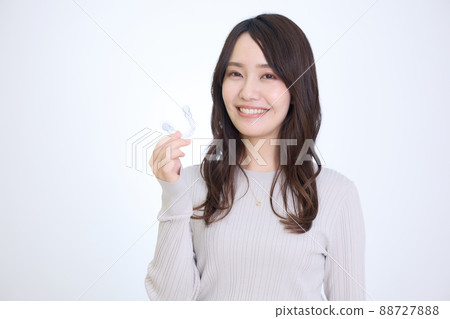 女人做煙嘴校正 88727888