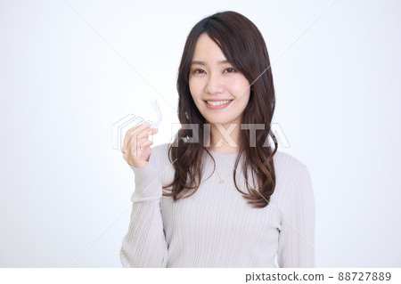 女人做煙嘴校正 88727889