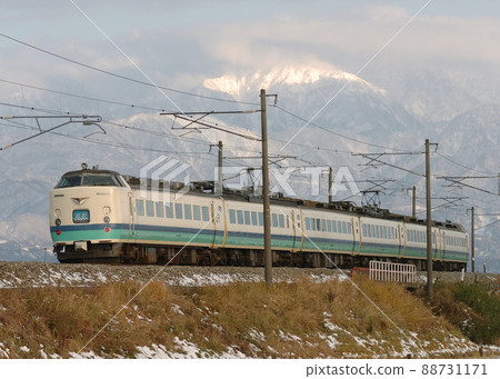 Hokuriku Main Line Mizuhashi-Higashi-Toyama JR East 485 series T11 formation (Niigata) Hokuetsu 88731171