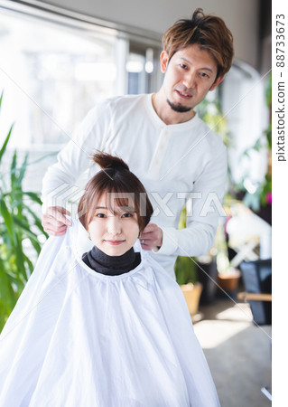Hairdresser Hairdresser Hairdresser Haircutting woman 88733673