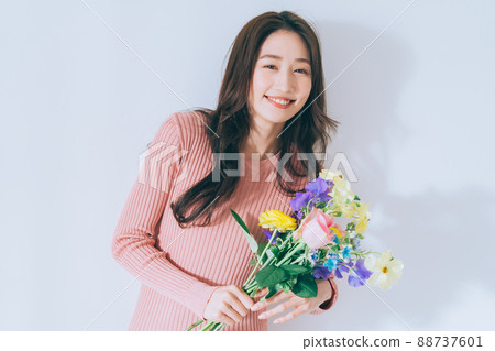 一束的女人 88737601