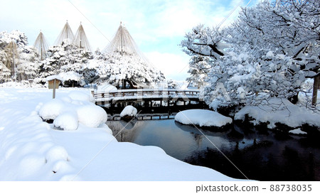 金澤的兼六園雪景 88738035